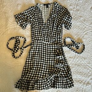 Forever 21 Small Gingham Plaid Wrap Tie Front